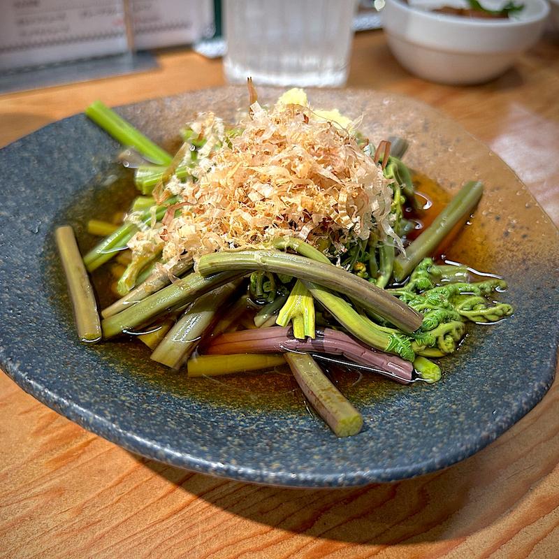 わらびのお浸し(杜の都 五橋横丁)