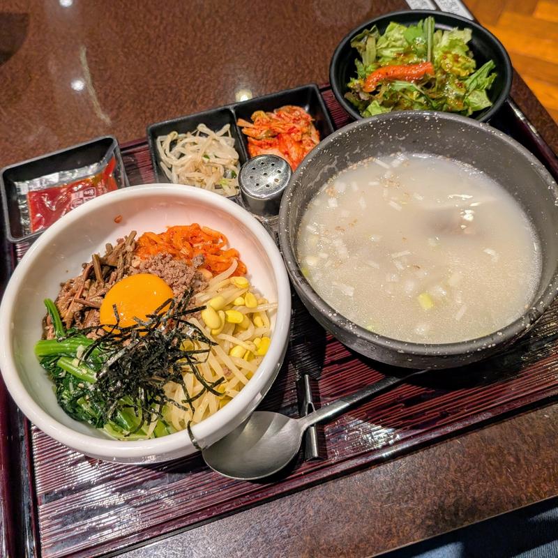 ビビンバコムタンスープ御膳(上野焼肉 陽山道 パルコヤ店)