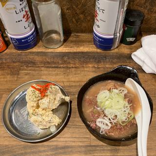 牛もつ煮込み