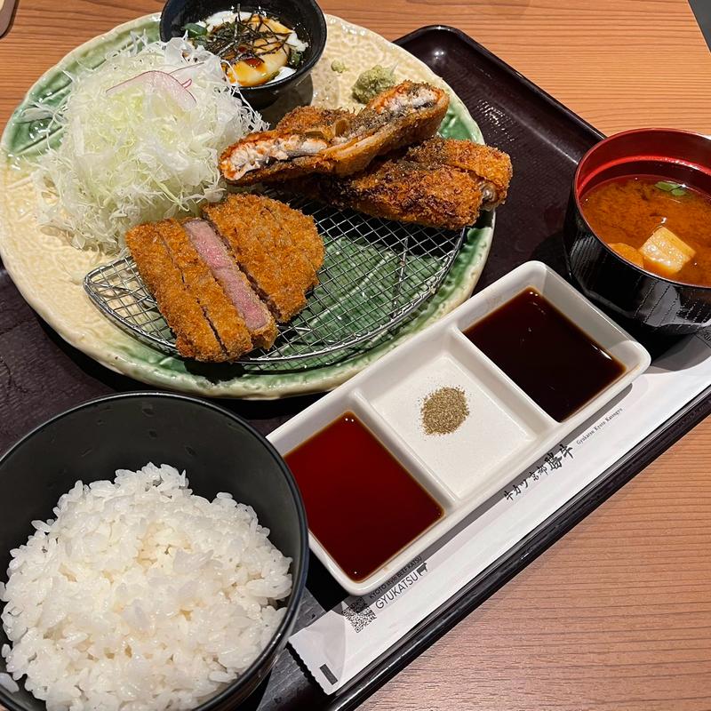 牛サーロインカツと鰻カツ膳(牛カツ京都勝牛 コレットマーレみなとみらい店)