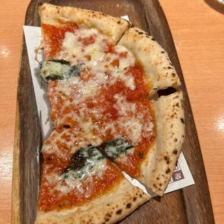 マルゲリータピザハーフサイズ