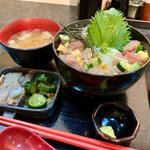 ちらし海鮮丼