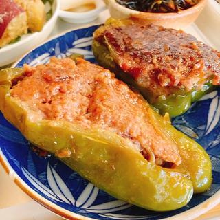ピーマンの肉詰め（小春カフェ）