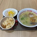 ラーメン五目サラダセット