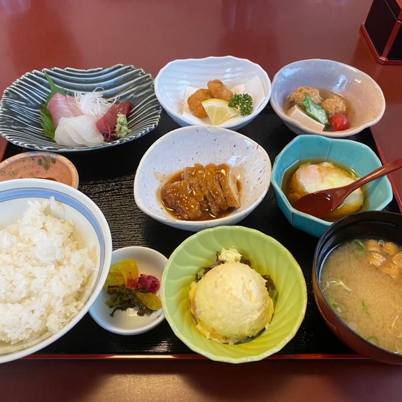 お造りランチ(うどん屋 一吉 国道バイパス店 （うどんやいちよし）)