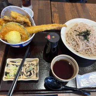 (城そば丼丼武豊1号店)
