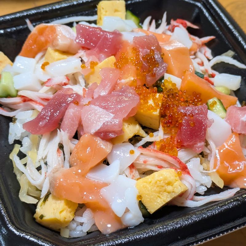 海鮮丼(オーケー越谷大泊店)