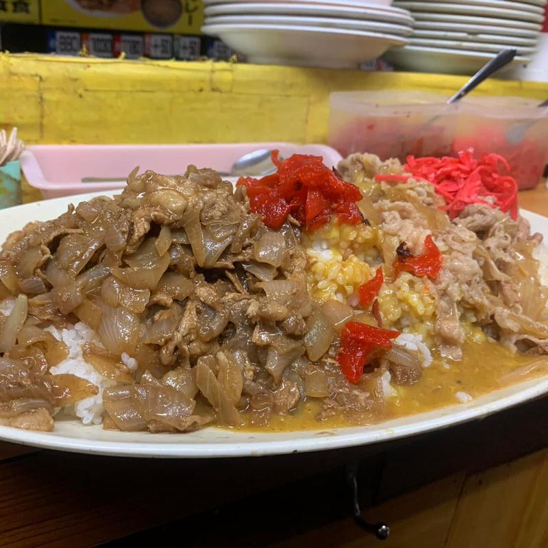 牛八スペシャルカレー(牛八 大井町本店)