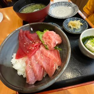 売切御免・まぐろ丼