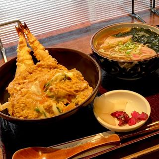 津の勢丼(津の勢)