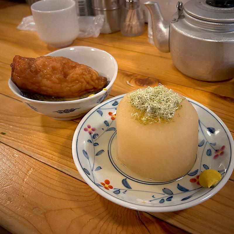 おでん(大根、自家製さつま揚げ)(大衆酒場BEETLE 仙台)