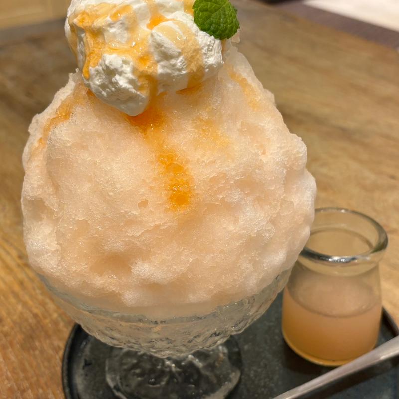 信州産白桃(上高地あずさ珈琲 ららぽーと甲子園店)