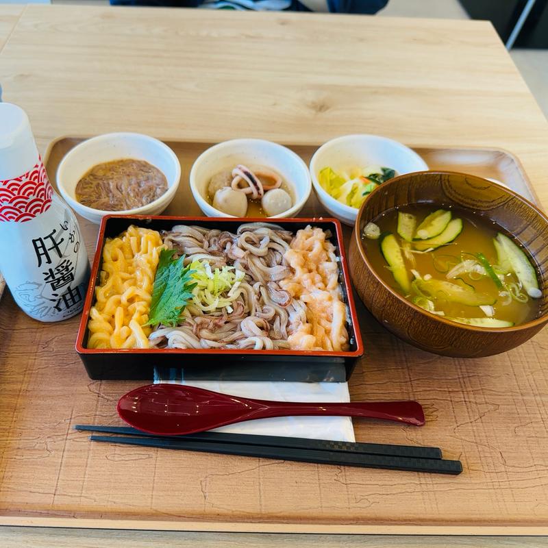 イカ恋三昧重(イカ恋食堂 ごはん亭)