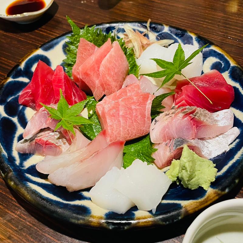 刺身盛り合わせ(居酒屋 さかちゃん)