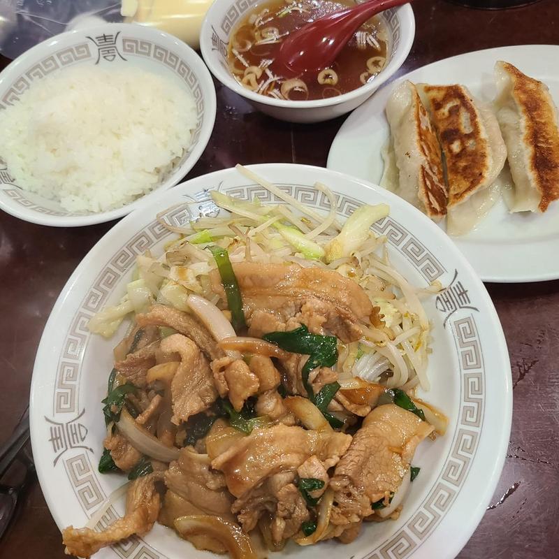 銀座亭焼肉定食 半餃子(銀座亭 )