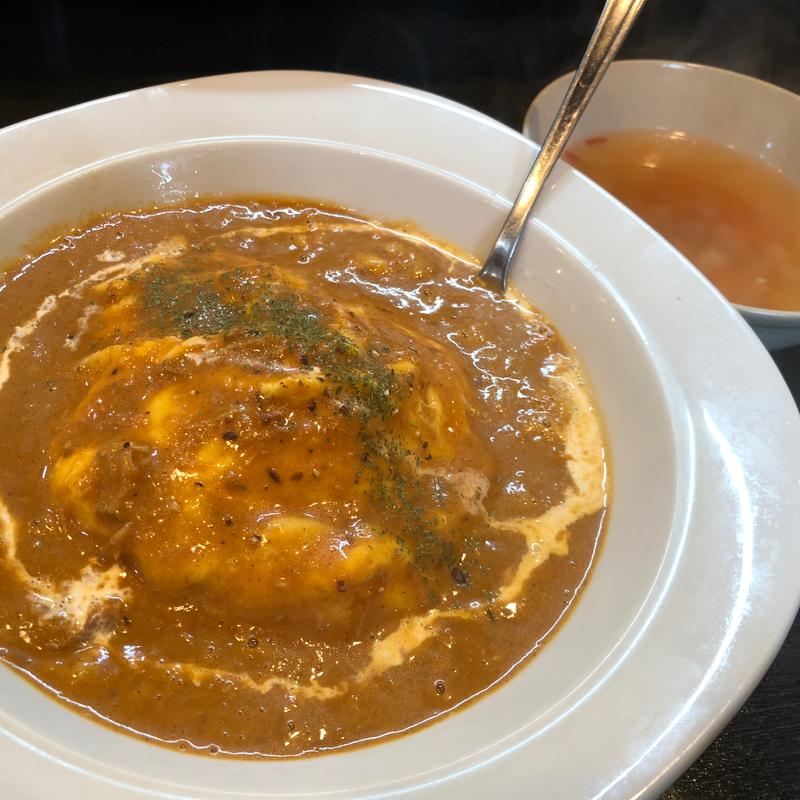 自家製チキンカレーオムライス(とらさんのみせ)