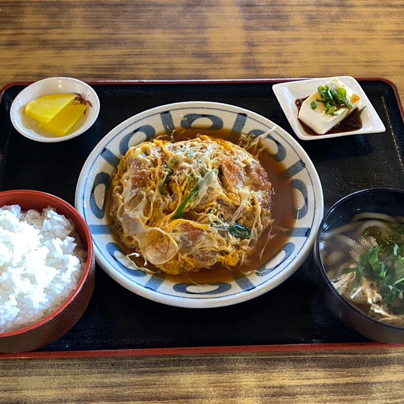 かつとじ定食(ご飯大盛り)(土佐うどん)