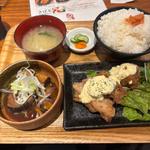 鯖味噌煮と鳥南蛮定食