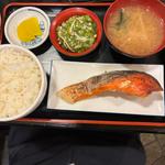 焼き鮭定食(もみじ)