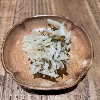 お通し（ウロコ焼き）(百式（100式）)