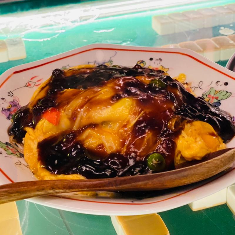 黒酢卵ビーフン(ジャンソーアタル 雀荘當)