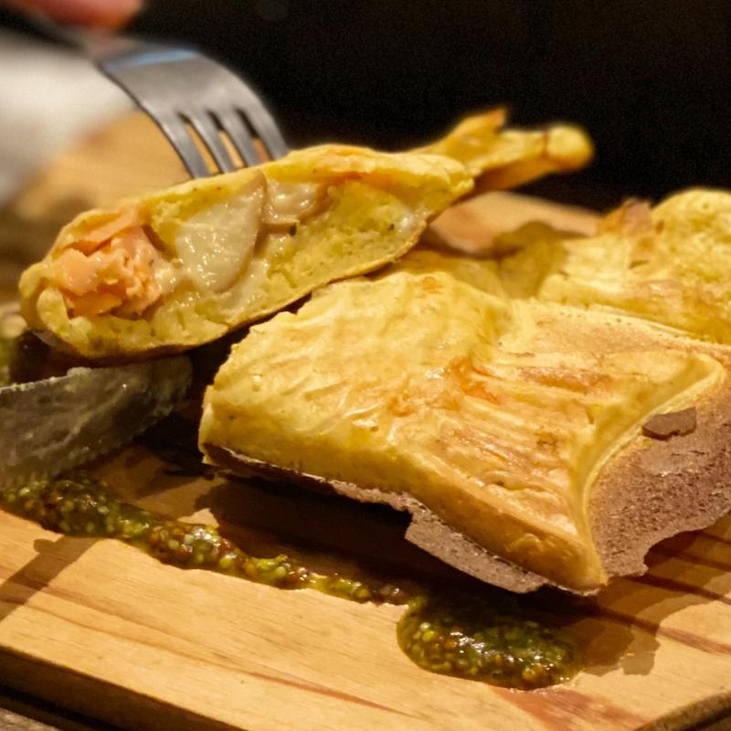 イタリアンチックな海鮮たい焼き(市場直結 イタリアンバール parcheggio)