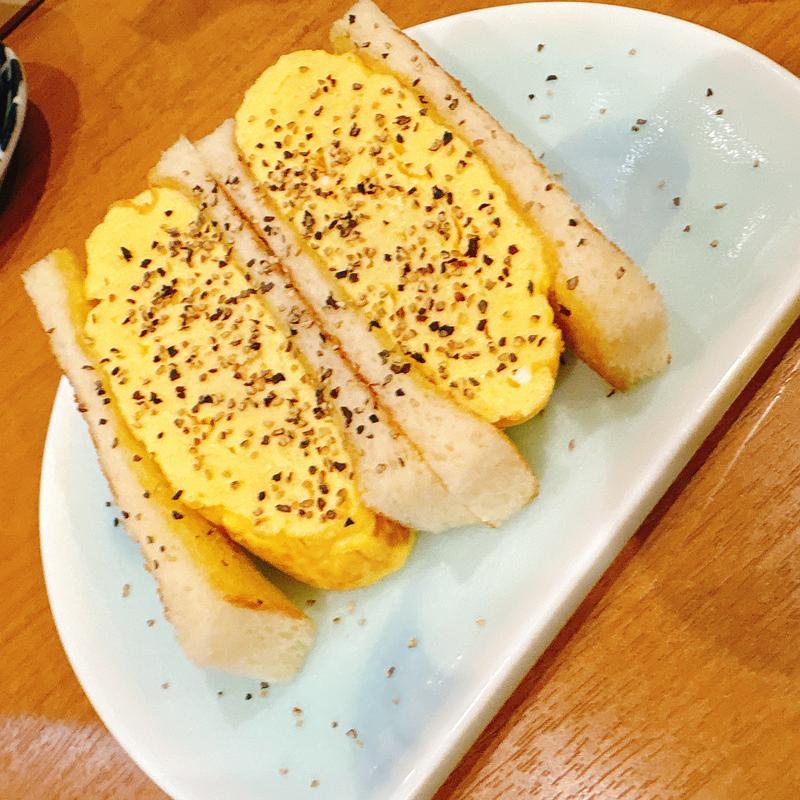 厚焼きたまごサンド(梅田パープル)