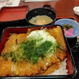 桃豚のカツ重