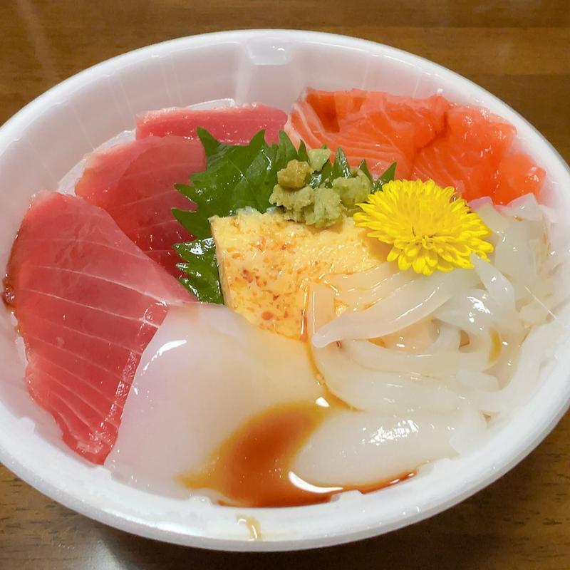 三色丼(ＪＡふじ伊豆 う宮〜な)