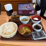 牛まぜのっけ朝食