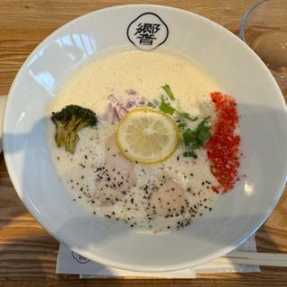 泡系濃厚鶏白湯そば 響