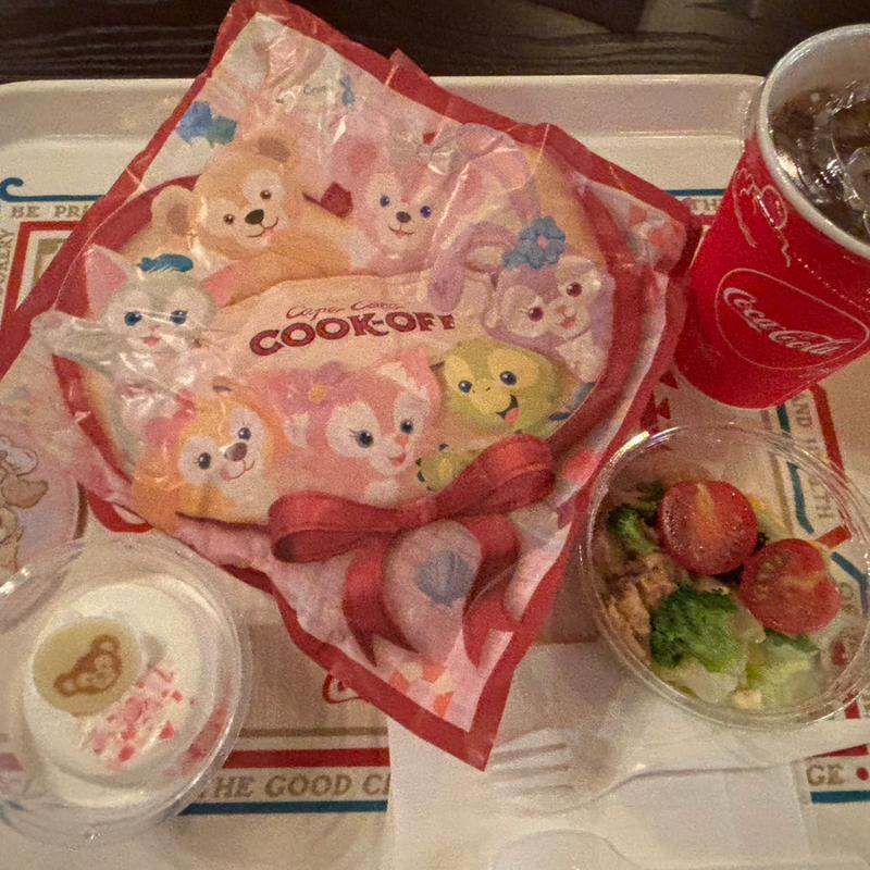 サーモントラウトとアボカドのサンド（チーズクリーム）(ケープコッド・クックオフ)