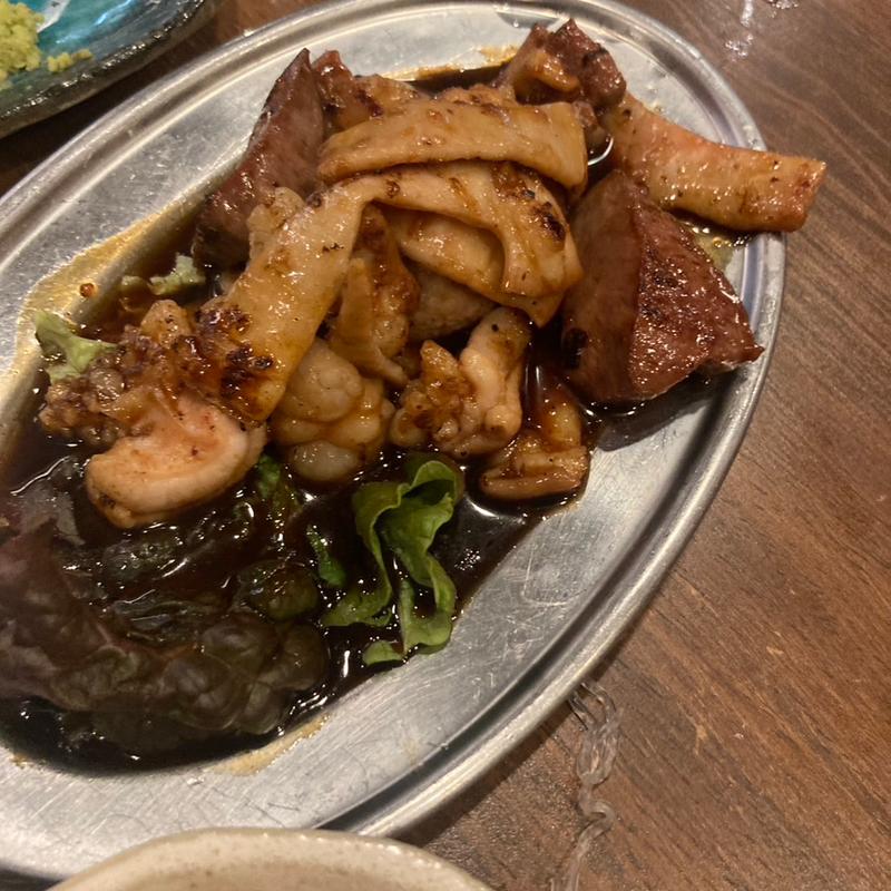 ホルモン焼き(ナカムラヤ)