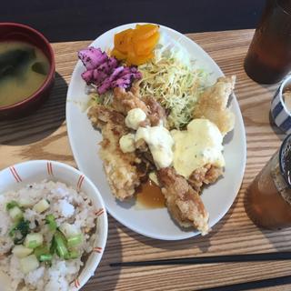 みんな大好きチキン南蛮(舞洲食堂)