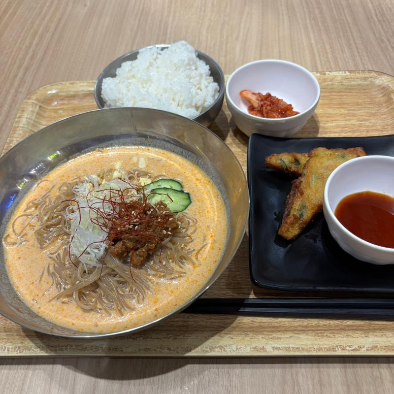 ピリ辛坦々コングクスとご飯セット(Kα イオンモール岡崎店)