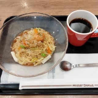 ミスド ドリンクセット(トマトレモン塩スープの海鮮野菜涼風麺)(ミスタードーナツ 亀有駅前ショップ)