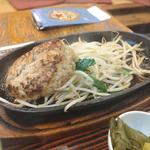 うどん屋さんのハンバーグセット