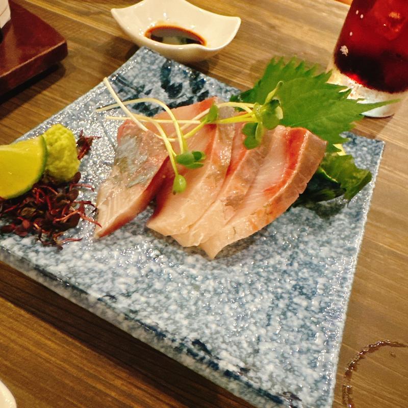 すだち鰤の刺身(一鴻 徳島駅前店)