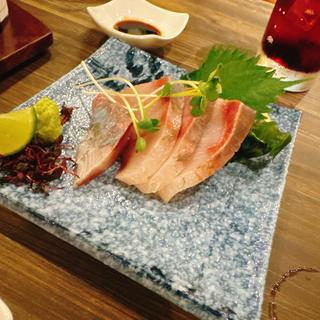 すだち鰤の刺身