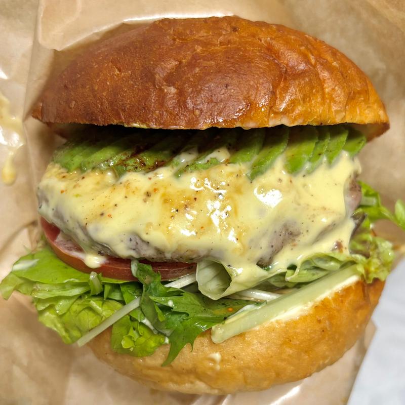 わさびアボカドバーガー(レザートランプキッチン （LEATHER TRAMP KITCHEN）)