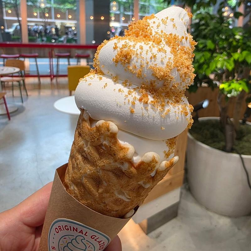 オリジナルグレーズドソフトクリーム(クリスピー・クリーム・ドーナツ 東京国際フォーラム店)