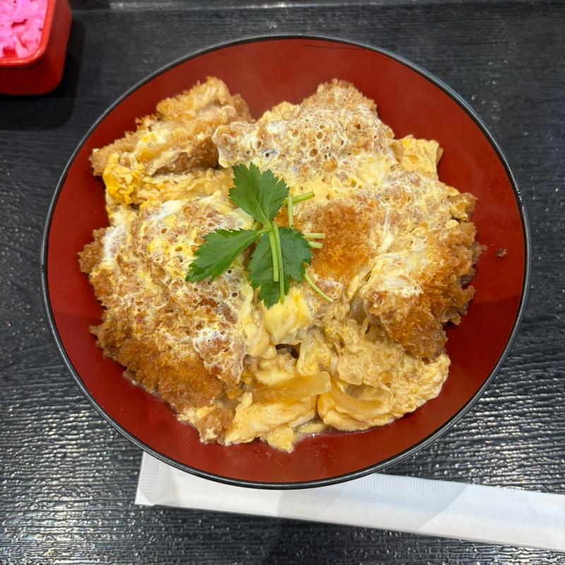 鶏かつ丼(からあげ、定食、丼 がブリチキン。アリオ川口店)