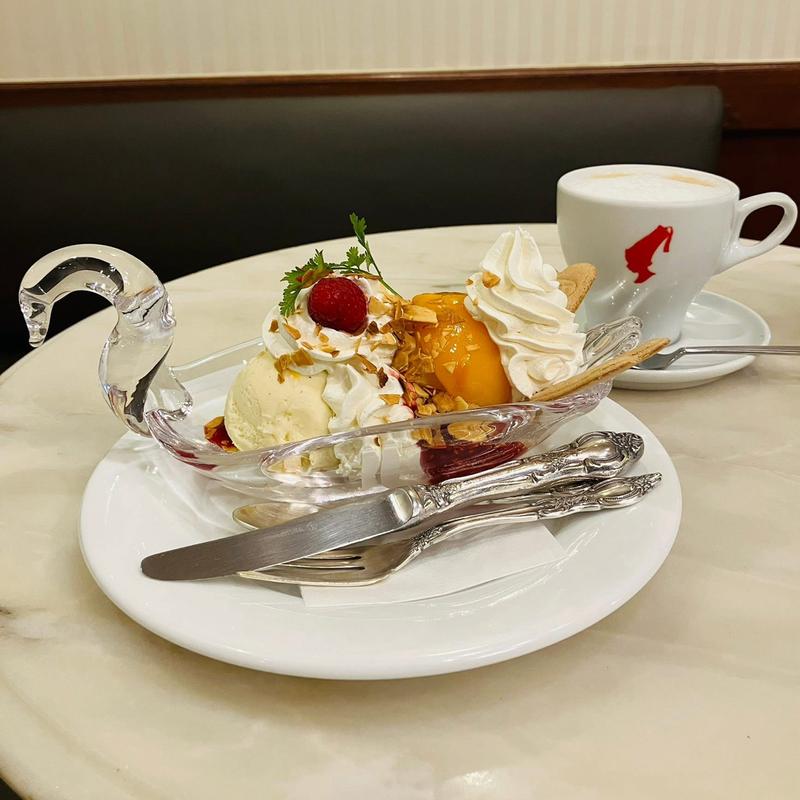 フィルシメルバ ウィーン風カフェラテのメランジェ(カフェウィーン日本橋三越店)