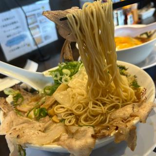 チャーシューワンタン麺　ネギ増し