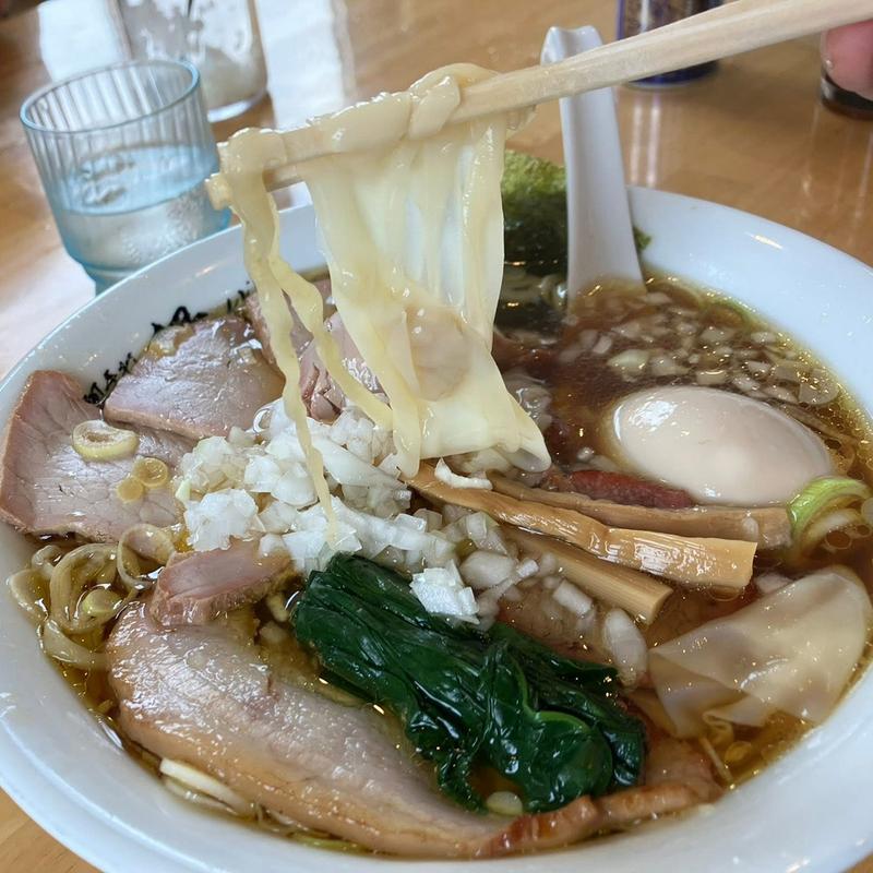 焼豚ワンタン麺 味玉(白河手打中華そば 緑川 とら食堂那須塩原分店)