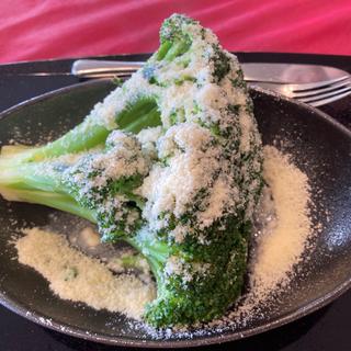 まるごとブロッコリーチーズ