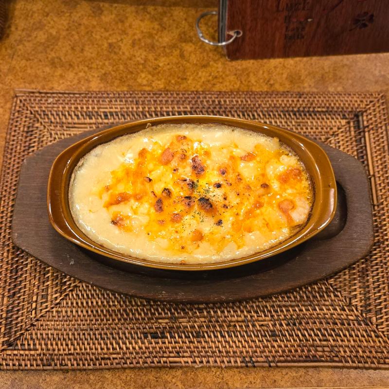 エビのマカロニグラタン(どつぼどーるぐらたん亭)