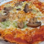 野菜ときのこのピザ(サイゼリヤ ダイエー西台店)