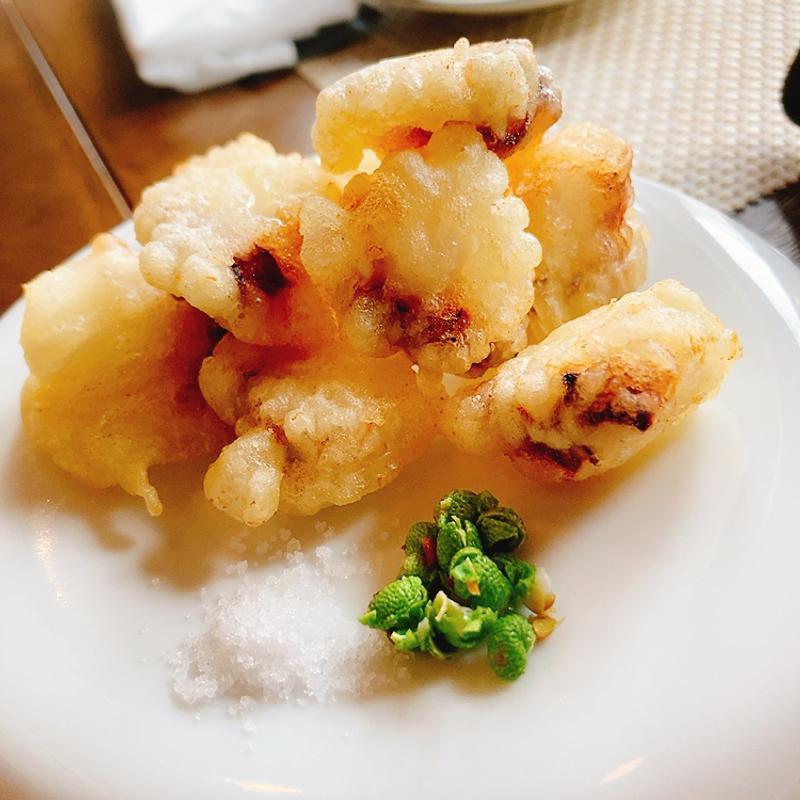 広島産タコのフリット(douze Miyajima ドゥーズ宮島)