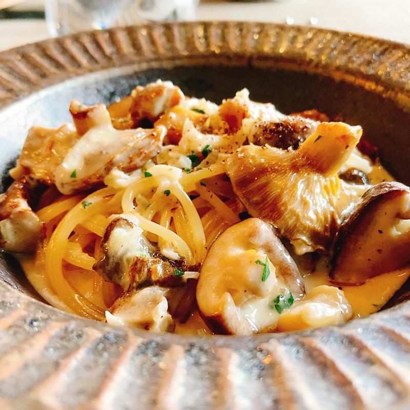 キノコ香るクリームパスタ（ランチコース）(douze Miyajima ドゥーズ宮島)